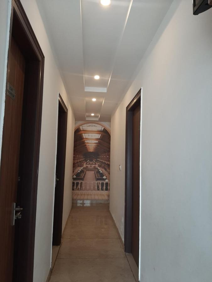 Hotel Hollywood Zirakpur Exteriér fotografie